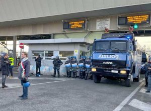 Sgombero del porto di Trieste