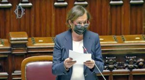 L'informativa alla Camera della ministra Luciana Lamorgese sugli scontri di Roma