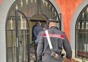Roma - Lo sgombero delle villette del clan Casamonica