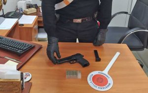 Borgorose - Carabinieri - La pistola scacciacani sequestrata