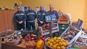 Civita Castellana - Gli alimenti sequestrati dalla polizia locale