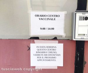 Civita Castellana - Il centro vaccinazioni chiuso