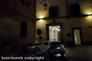 Viterbo - Parte di via Chigi al buio
