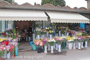 Viterbo - Il chiosco La Magnolia al cimitero San Lazzaro