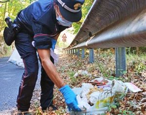 Carabinieri - Rifiuti abbandonati