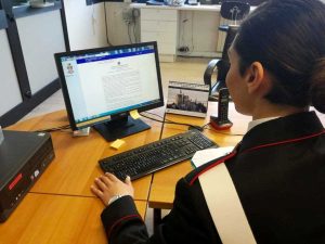 Carabinieri - Truffe online - Immagine di repertorio