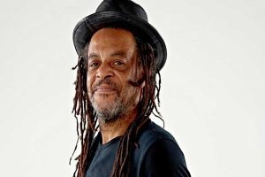 Astro, fondatore del gruppo reggae pop UB40