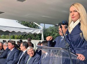 La sottosegretaria Stefania Pucciarelli durante il discorso a Bolsonaro
