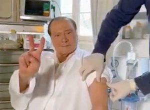 Silvio Berlusconi - Terza dose di vaccino