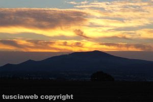 I monti Cimini alle prime luci dell'alba