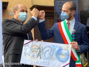 Nicola Zingaretti e il sindaco di Ronciglione Mario Mengoni