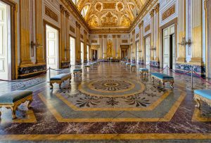 L'interno della reggia di Caserta