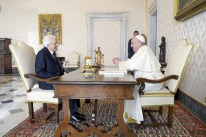 Città del Vaticano - La visita di congedo di Mattarella a Papa Francesco
