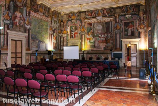 Viterbo - Palazzo dei Priori - Sala Regia
