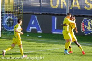 Sport - Calcio - Viterbese - L'esultanza dei gialloblù
