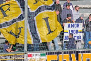 Sport - Calcio - Viterbese - I tifosi in curva