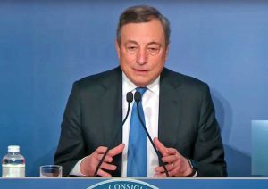 Roma - Il premier Mario Draghi alla conferenza stampa di fine anno