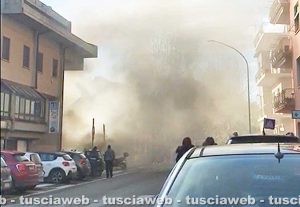Orte - Seminterrato in fiamme a via Le Piane