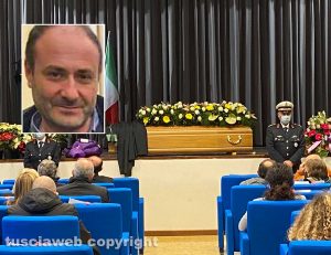 Civitavecchia - Cerimonia laica per Dario Angeletti - Nel riquadro: Dario Angeletti