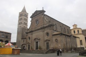 Viterbo - Il duomo