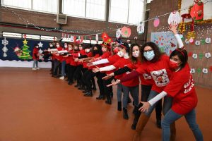 Ronciglione - Christmas Jumper Day all'istituto Virgili
