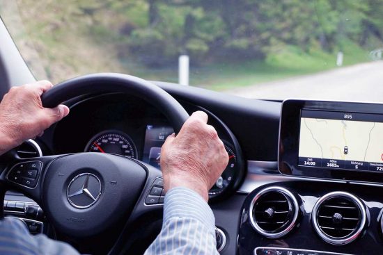 Alla guida di un'auto
