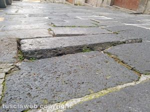 Montefiascone - La pavimentazione in via Nazionale