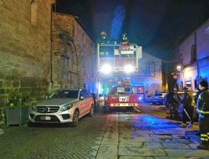 Viterbo - Soccorsa in casa dopo l'attacco del cane