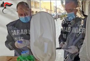 Napoli - Carabinieri Nas - Controlli in hub vaccinale