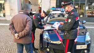 Controlli dei carabinieri del green pass