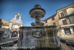 Sutri - Torre orologio
