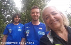 Alessandra Croci in cammino lungo la Via Francigena