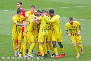 Sport - Calcio - Viterbese - L'esultanza dei gialloblù
