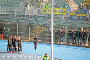 Sport - Calcio - Viterbese - L'esultanza dei gialloblù