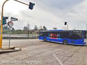 Viterbo - Semaforo guasto al terminal Riello