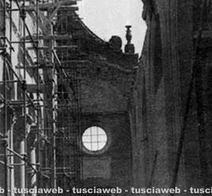 Viterbo - Il duomo dopo i bombardamenti del 1944