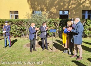Viterbo - La cerimonia in onore di Giovanni Palatucci al giardino della Fraternità