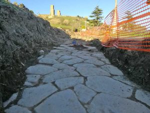 Tuscania - Scoperta strada romana