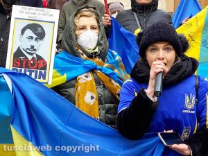 Viterbo - Manifestazione contro la guerra - Rappresentanti della comunità ucraina