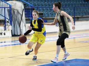 Sport - Basket - Domus Mulieris - Flavia Firrito in azione contro il Campobasso