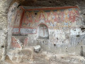 Vallerano - Gli affreschi nella Grotta del Santissimo Salvatore