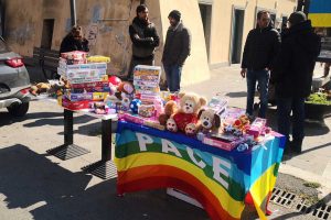 Montalto di Castro - L'iniziativa "Un giocattolo ad ogni piccolo sorriso strappato"
