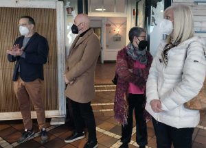 Civitavecchia - Il sindaco Ernesto Tedesco e l'assessora Cinzia Napoli all'hub dei rifugiati ucraini