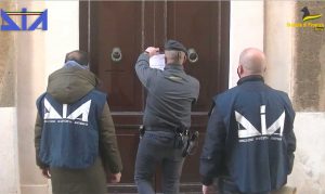Guardia di finanza - Immobile sotto sequestro