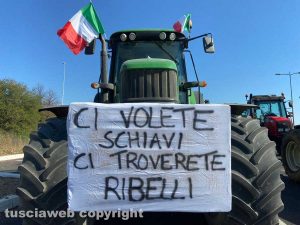 Viterbo - Crisi e caro gasolio, il corteo di protesta degli agricoltori
