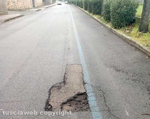 Capodimonte. Buca in via San Sebastiano