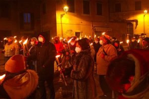 Fabrica di Roma - La fiaccolata per la pace