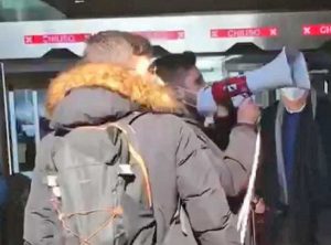 Disagi alla stazione Termini, annunci treni con il megafono