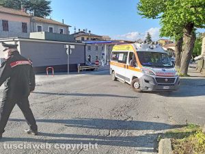 Montefiascone - Bimbo cade male sul tappeto elastico - L'intervento di carabinieri e 118