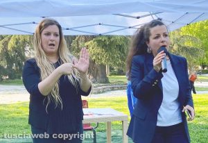 Viterbo - Conferenza stampa della candidata a sindaco Chiara Frontini, Pratogiardino "Lucio Battisti"
